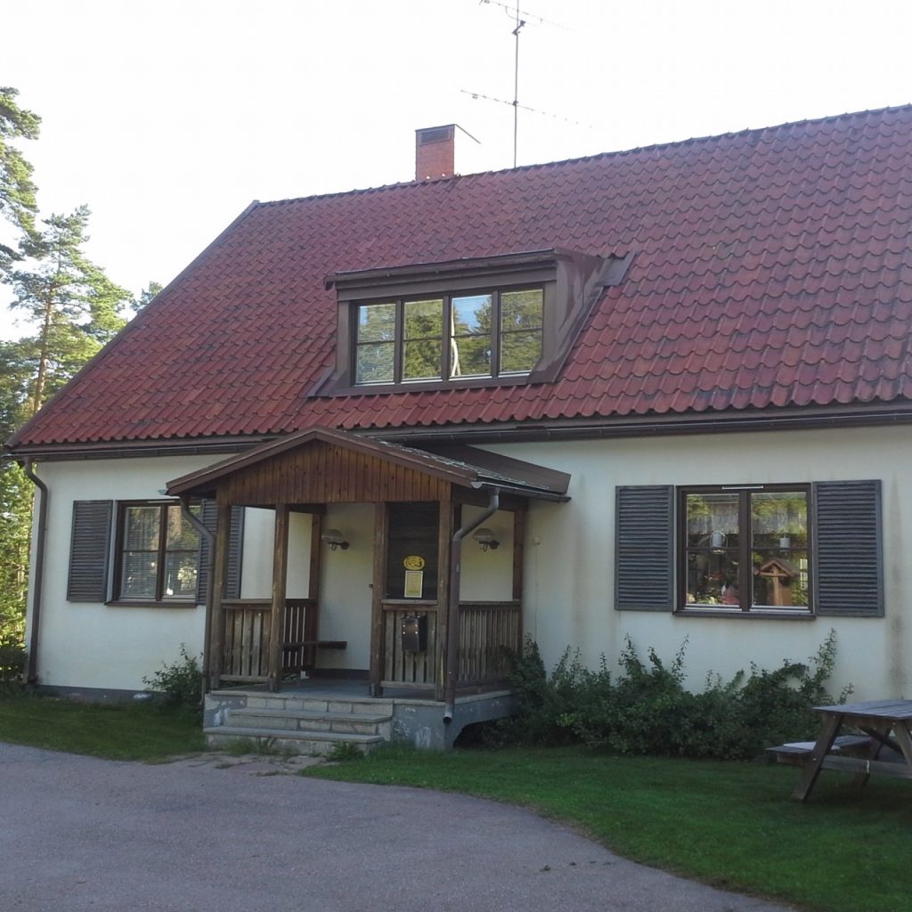 Järbo, Församlingsgården