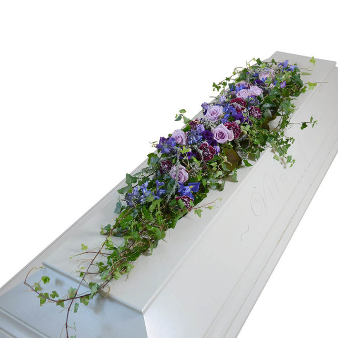 vira kistdekoration begravningsblommor